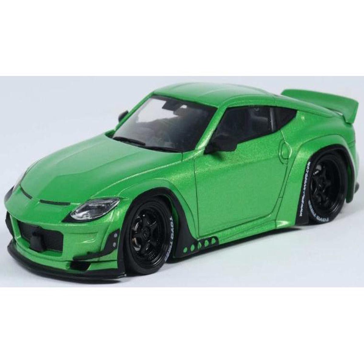 Pandem Nissan Fairlady Z Metallic Green 2022 1:43 Scale Diecast Model Car Solido