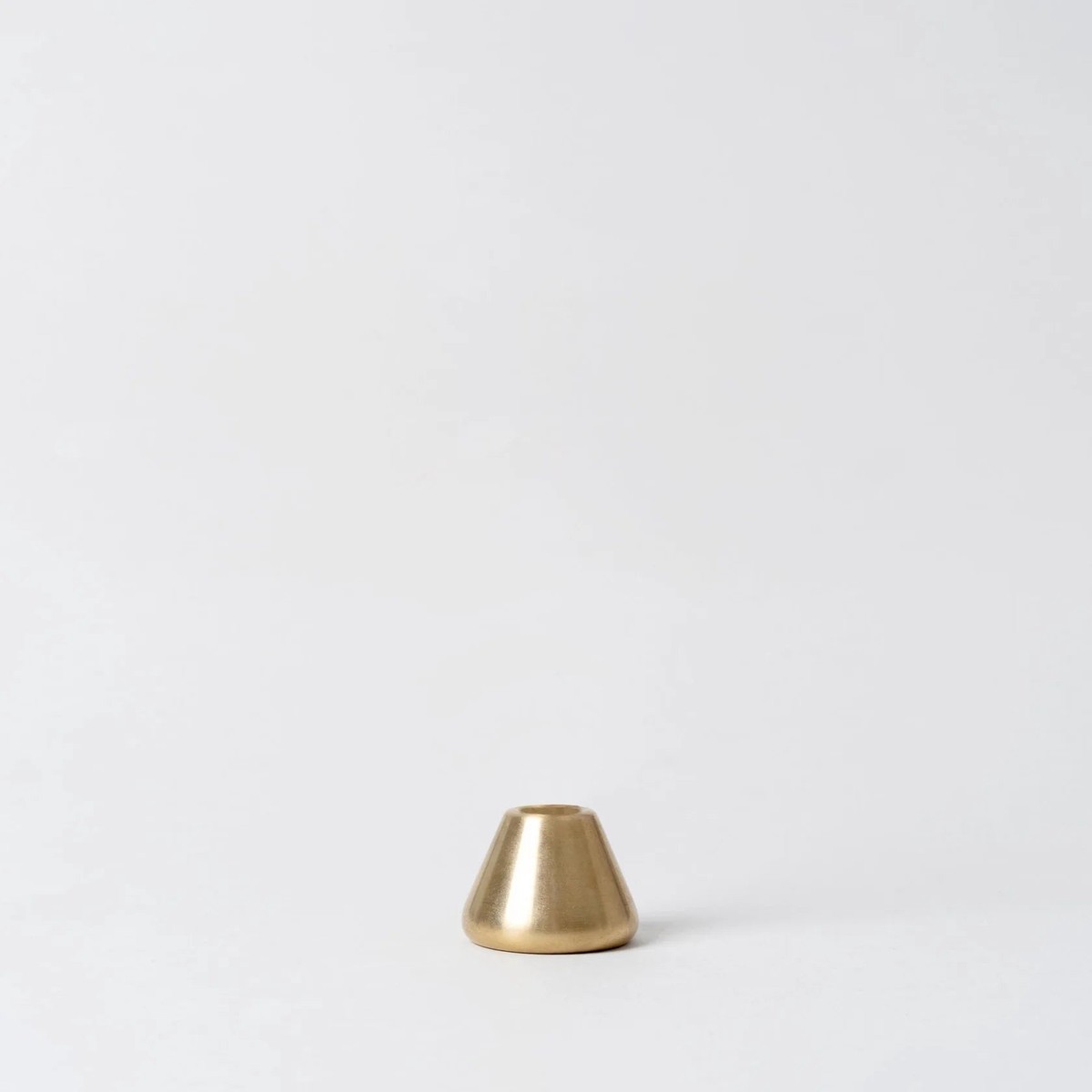 Drop solid brass Stand for Lazlo (Makers Cabinet)
